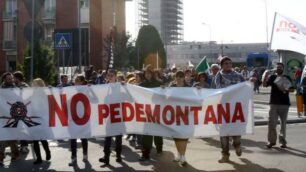 Una manifestazione contro Pedemontana a Desio