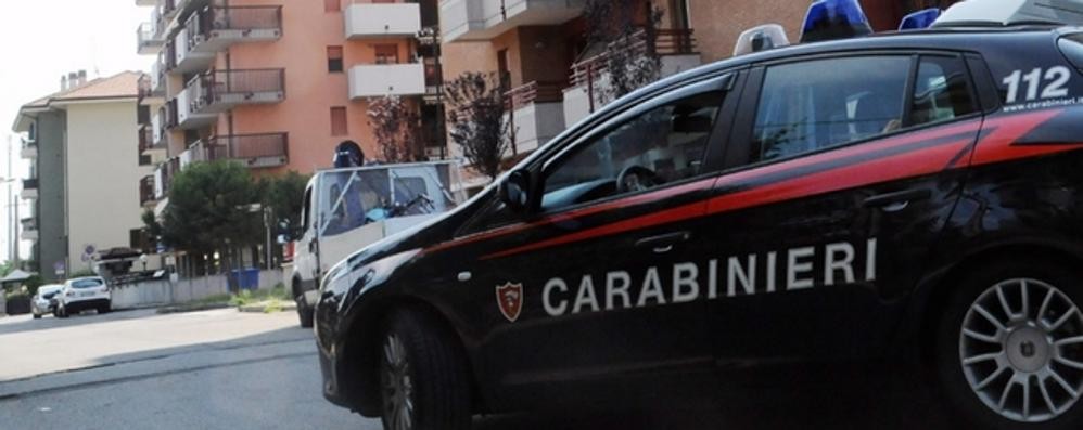 Provvidenziale intervento dei carabinieri di Desio