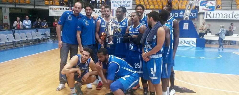 Desio, la Vanoli Cremona vince il Trofeo Lombardia di basket (foto Pallacanestro Aurora Desio su facebook)