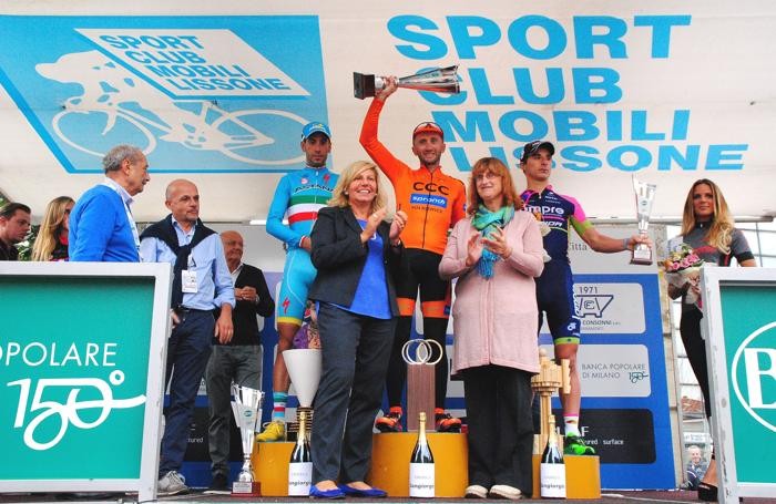 Lissone, il podio della Coppa Agostoni 2015: Rebellin, Nibali, Bonifazio