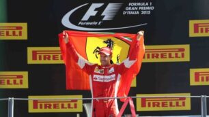 Sebastian Vettel sul podio dell’autodromo di Monza