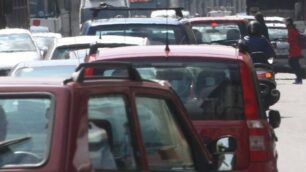 Monza, traffico in corso Milano