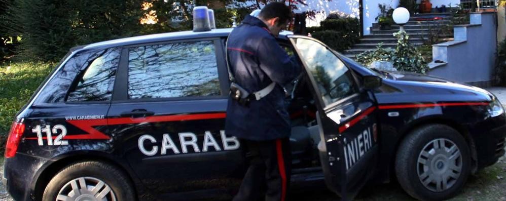 Sono intervenuti i carabinieri di Monza