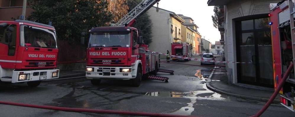 Un intervento dei vigili del fuoco