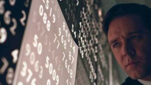 L’attore Russell Crowe nel film A beautiful mind, nei panni del grande matematico John Nash