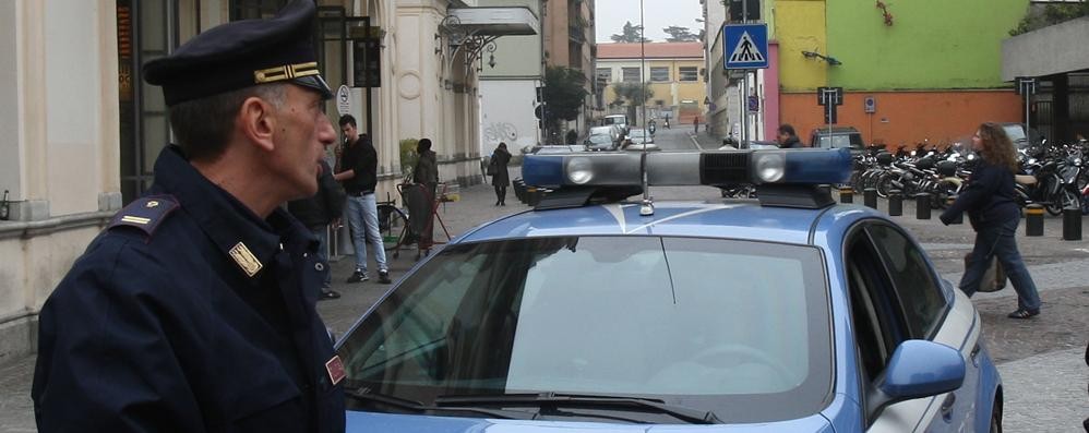 Il bambino è stato tratto in salvo dai poliziotti