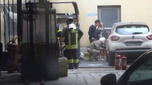 Monza, vigili del fuoco all’Ufficio postale di corso Milano