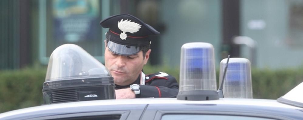 Sono stati denunciati dai carabinieri di Monza