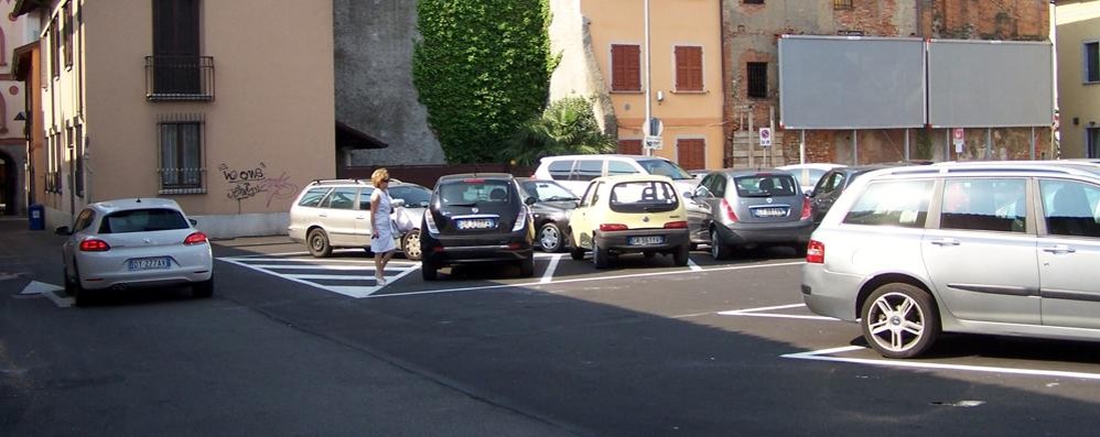 Seregno, il parcheggio in superficie di via Quarto dei Mille