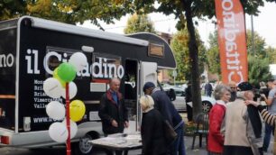 Il camper del Cittadino in una recente presenza a Cesano Maderno