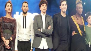 Monza, Irama (primo a sinistra) e le altre nuove proposte per Sanremo 2016