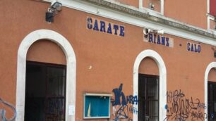 Carate, la stazione ferroviaria di Carate-Calò