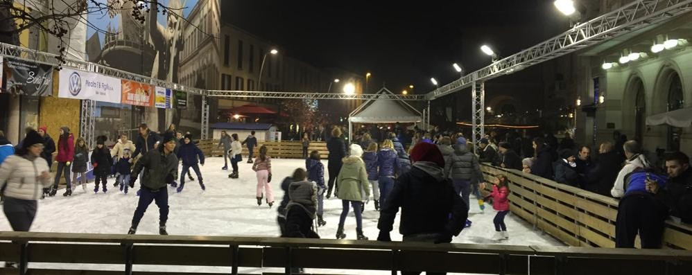 Monza, capodanno on ice in piazza San Paolo