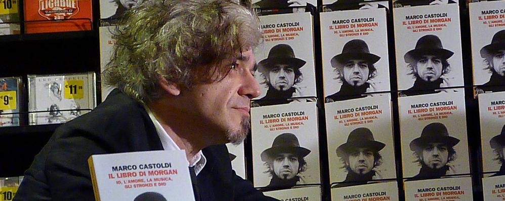 Marco Castoldi presenta "Il libro di Morgan" alla Feltrinelli di Monza