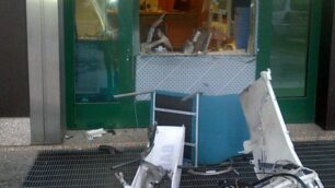 Il bancomat della filiale della Carige divelto nell’esplosione avvenuta a novembre dell’anno scorso