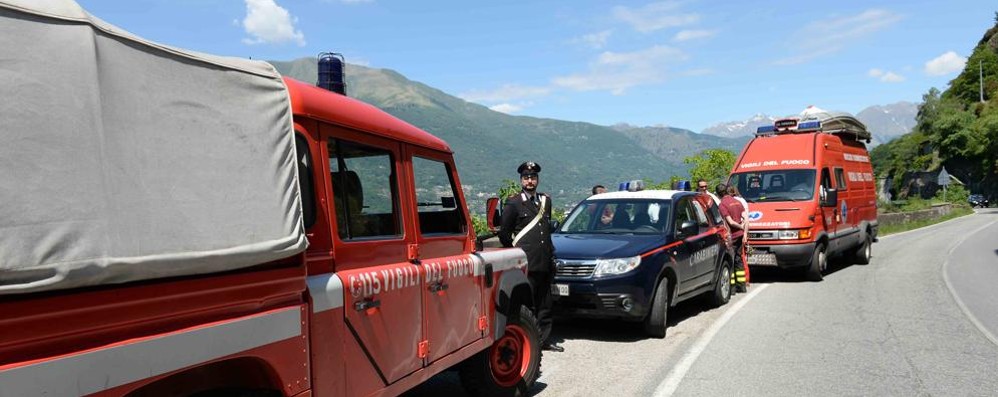 Sul posto carabinieri e vigili del fuoco