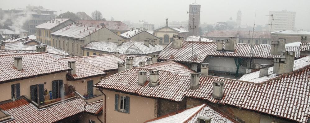Meteo, debole nevicata in arrivo a Monza e Brianza