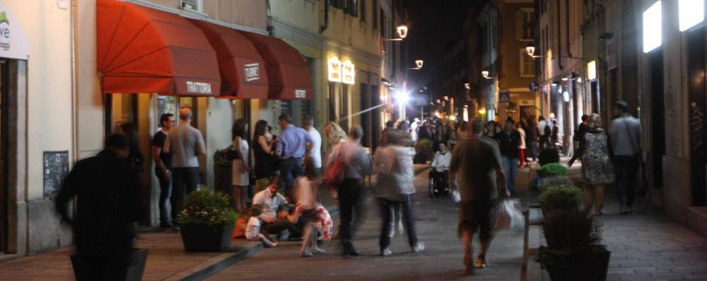 Monza, movida in via Bergamo