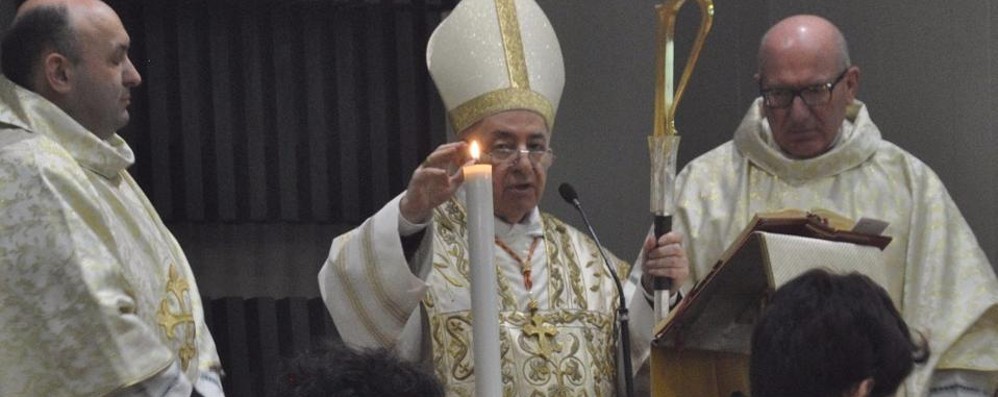 La Messa presieduta dal cardinale Tettamanzi