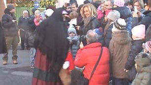 La Befana dei pompieri a Carate Brianza