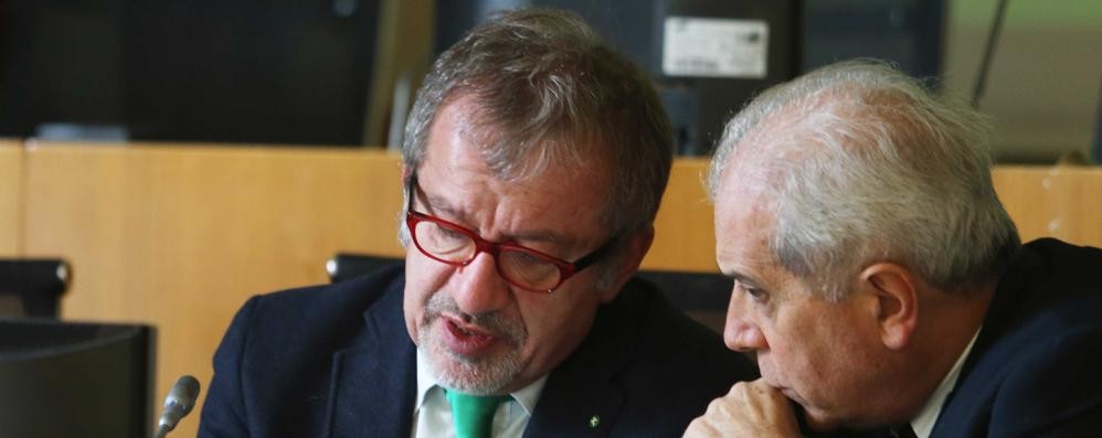 Il presidente della Regione Roberto Maroni nella foto con  Roberto Scanagatti, sindaco di Monza