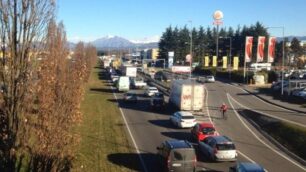 Monza, apertura Esselunga: traffico su viale Stucchi alle 10.30 di mercoledi' 13 gennaio