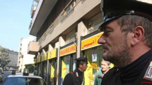 Monza, controlli dei carabinieri in via Cavour-Artigianelli