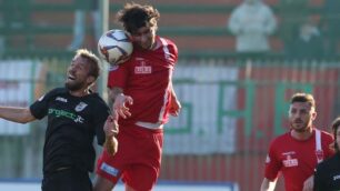 La doppietta di  Loris Palazzo  regala ai biancorossi del Monza tre punti importanti sul campo  dell’Inveruno