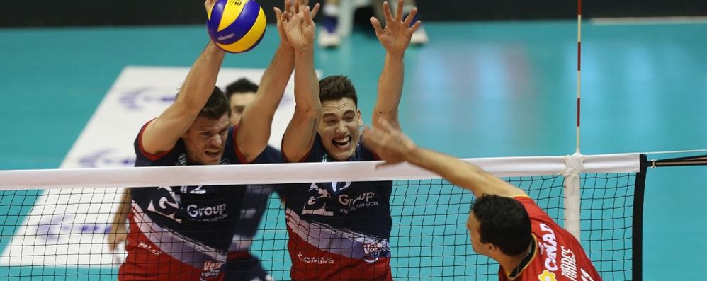 Volley, Gi group Team Monza a muro con Verhees Rousseaux