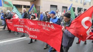 La manifestazione dei dipendenti della Star di Agrate