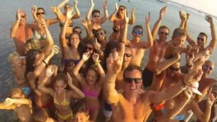 Due immagini prese dal video girato in Croazia