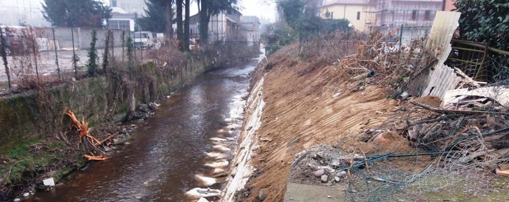 Lentate sul Seveso, i lavori sugli argini di via Pirandello