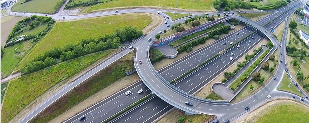 Carate Brianza, pista ciclabile della Valassina