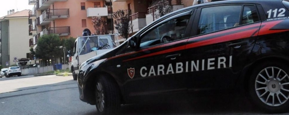 Una pattuglia die carabinieri di Desio