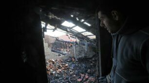 Incendio in via Casati: notte da incubo a Carate Brianza