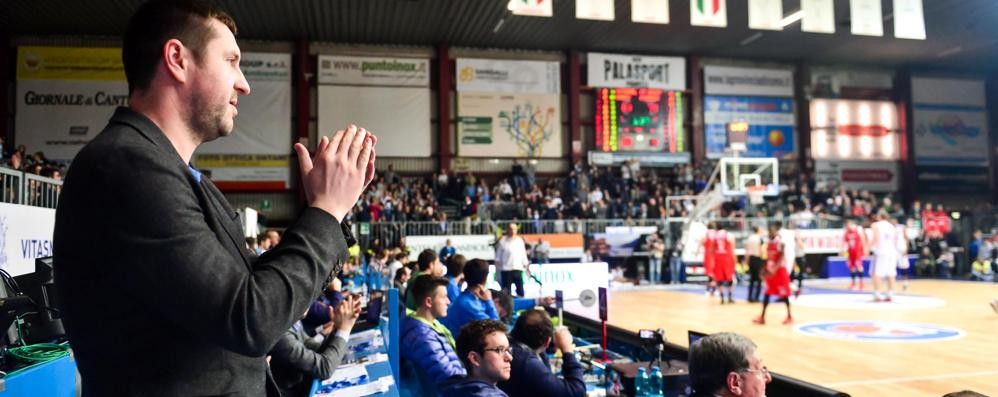 Dmitri Gerasimenko a una partita di Cantù