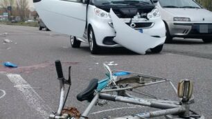 La scena dell’incidente in via Borgazzi a Monza
