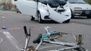 La scena dell’incidente in via Borgazzi a Monza