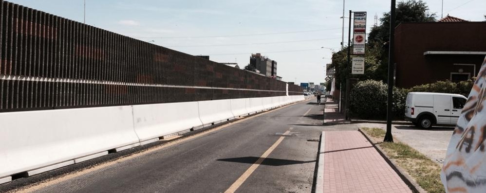 La barriera antirumore su viale Lombardia a Monza