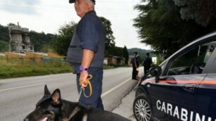 Usava la ruota di scorta dell’auto per nascondere la droga