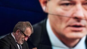 Roberto Maroni e sullo sfondo Fabio Rizzi