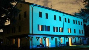 Vimercate: le Torri bianche si colorano di blu, per la lotta all’autismo