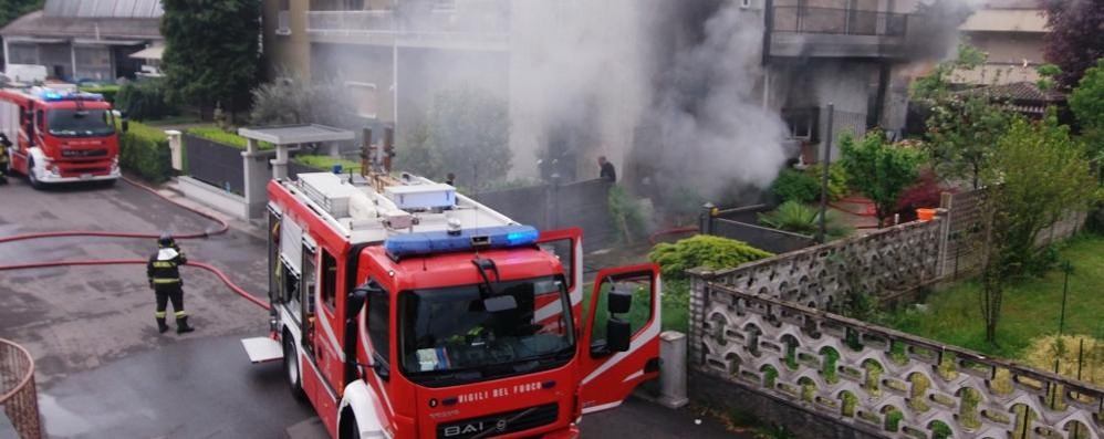 L’incendio a Lentate sul Seveso