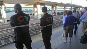 I vigilantes in stazione a Monza lo scorso settembre