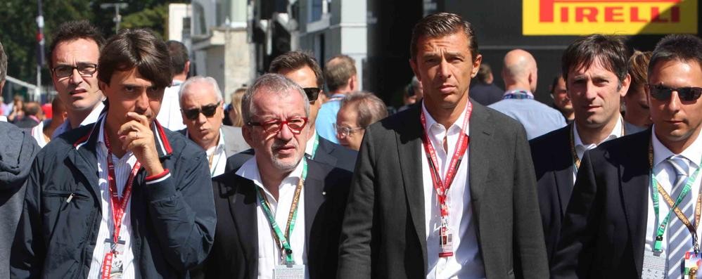 L’ex presidente della Sias, Andrea Dell’Orto, con il presidente della Regione, Roberto Maroni