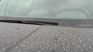 Meteo: la sabbia piovuta sulle auto negli ultimi giorni