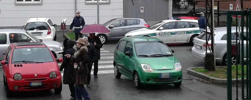 Monza,la polizia locale a Triante in orario di messa