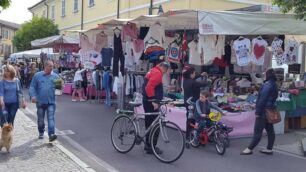 Muggiò - Le banacarelle della Fiera dei Mercanti (Foto Boni)