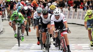 Muggiò si scalda per il Giro d'Italia e Giacomo Nizzolo