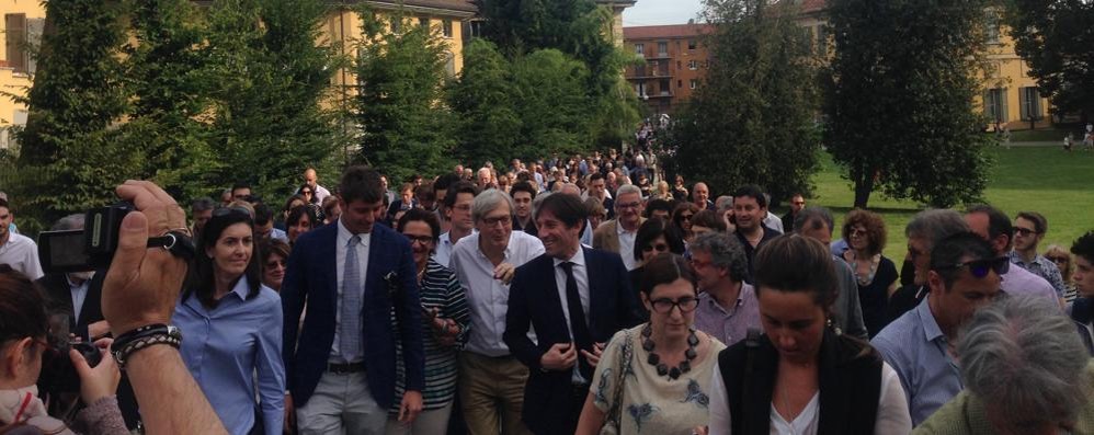 Amministrative 2016: folla per Vittorio Sgarbi ad Arcore - foto Pinoia